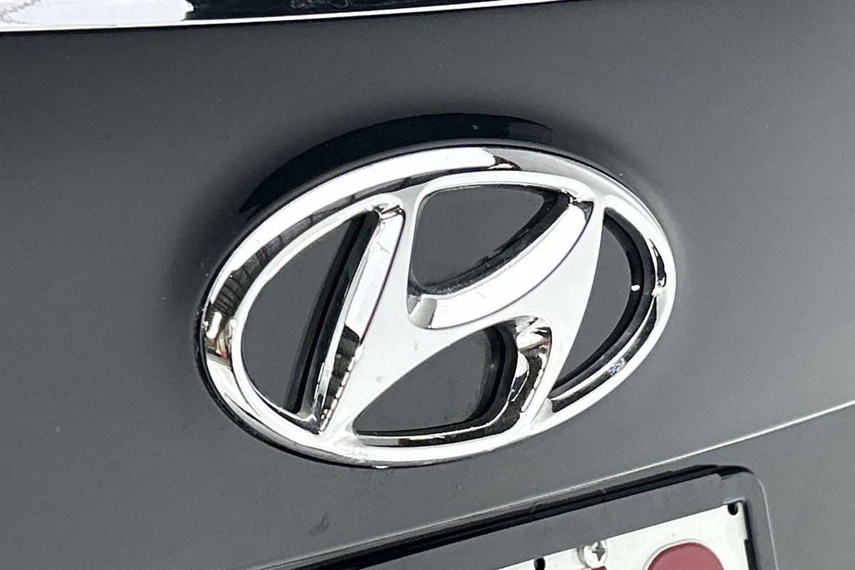 2015 Hyundai Santa Fe Highlander DM3 Series II