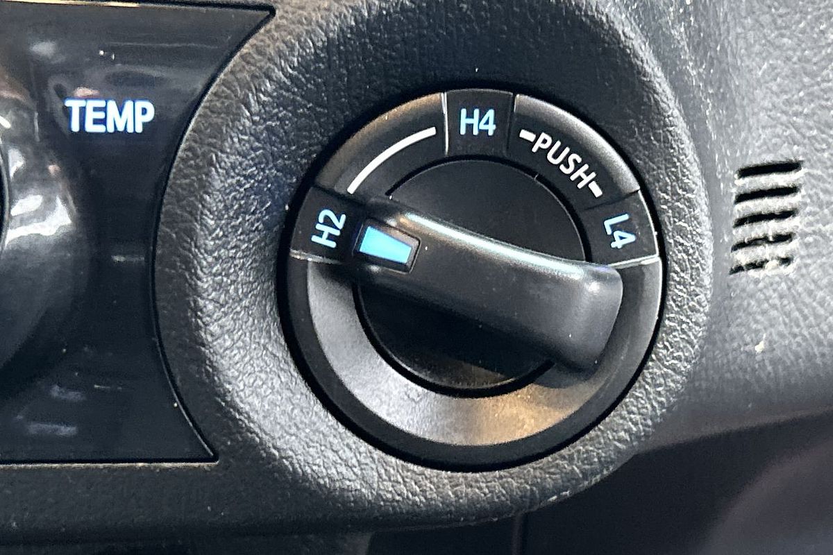 2018 Toyota Hilux SR5 GUN126R 4X4
