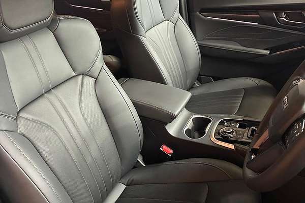 2025 Isuzu MU-X LS-T