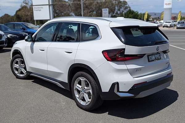 2023 BMW iX1 eDrive20 xLine U11