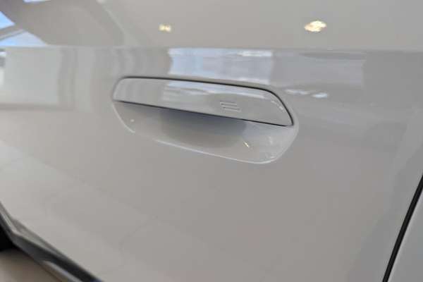 2023 BMW iX1 eDrive20 xLine U11