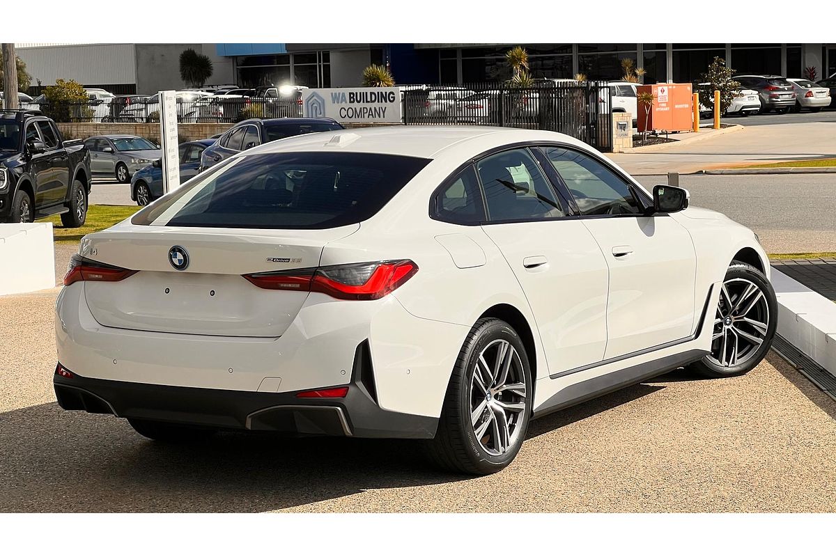 2024 BMW i4 eDrive35 G26