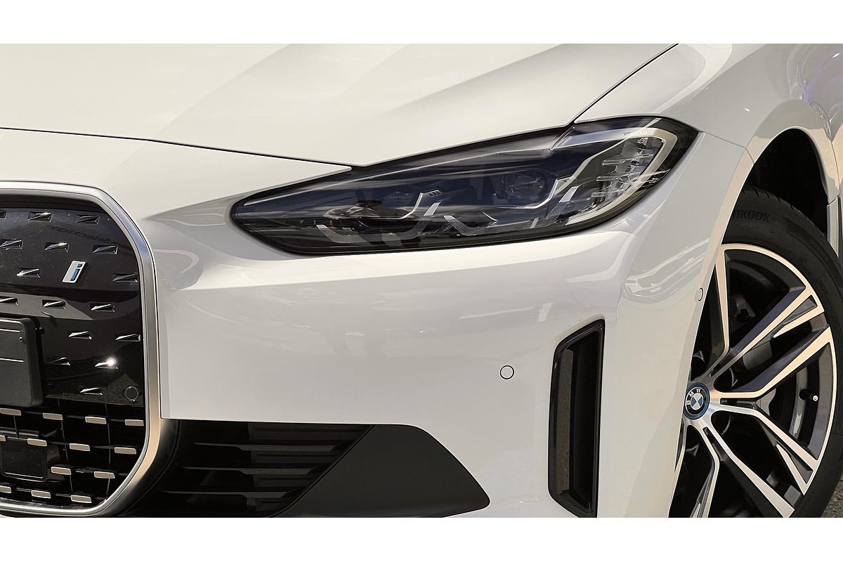 2024 BMW i4 eDrive35 G26