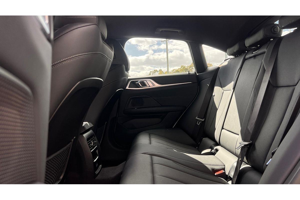 2024 BMW i4 eDrive35 G26