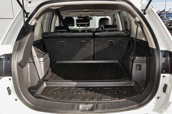 2018 Mitsubishi Outlander Exceed ZL