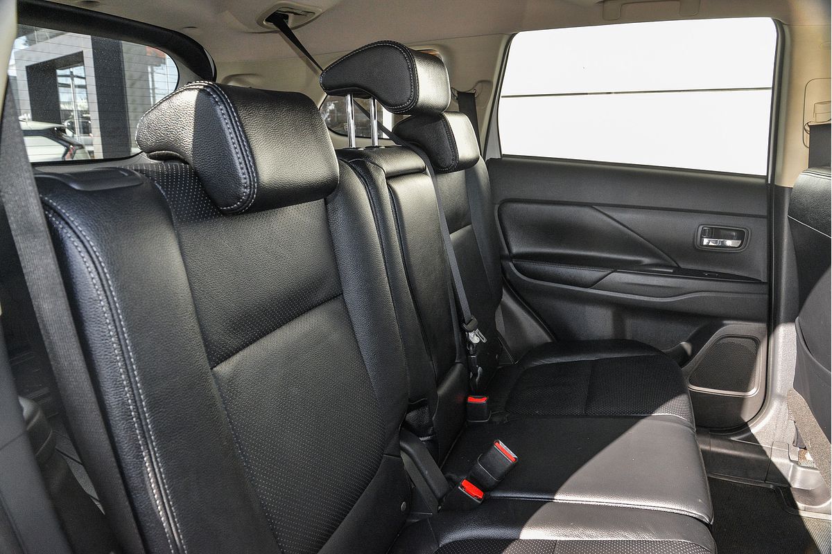 2018 Mitsubishi Outlander Exceed ZL