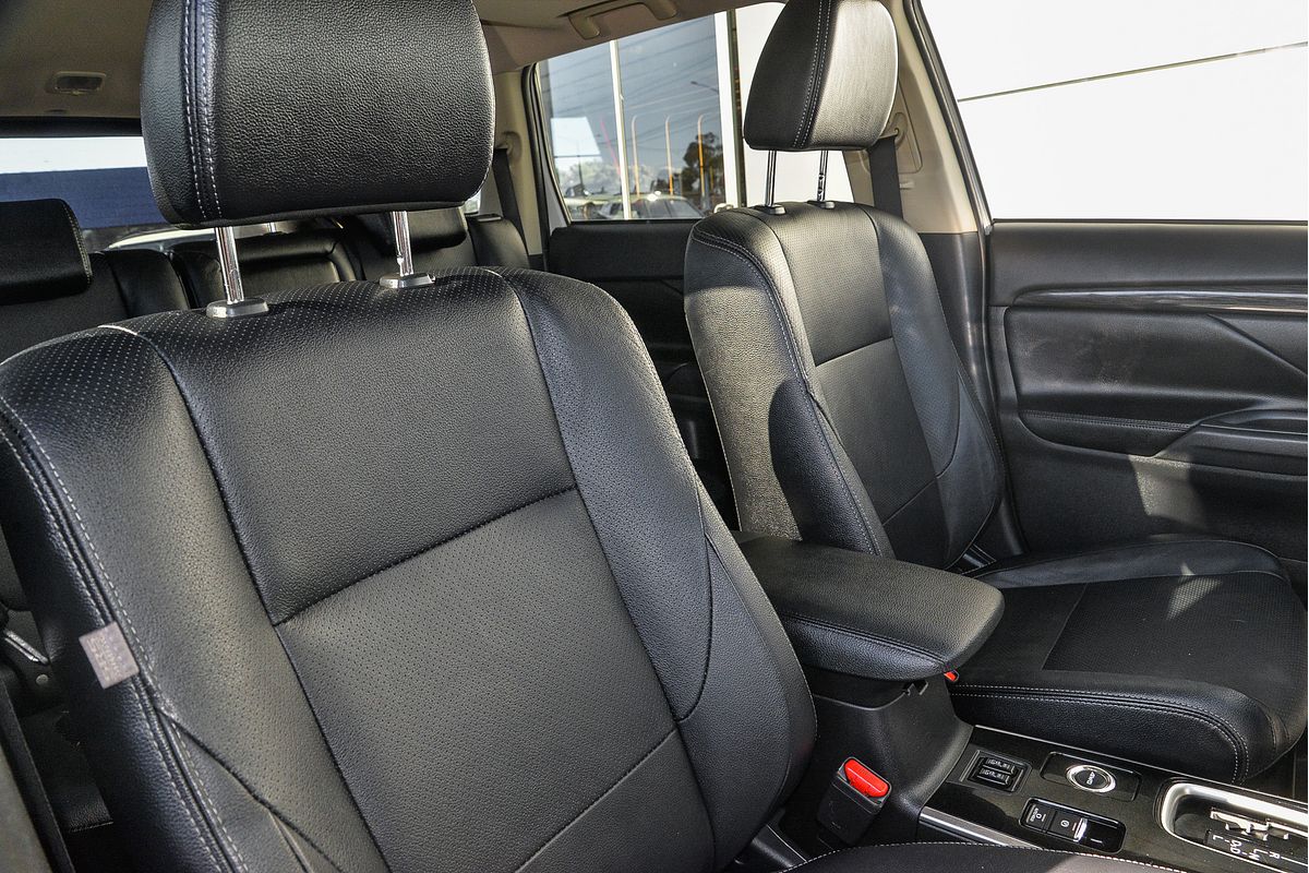 2018 Mitsubishi Outlander Exceed ZL