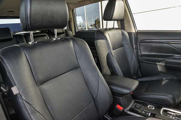 2018 Mitsubishi Outlander Exceed ZL