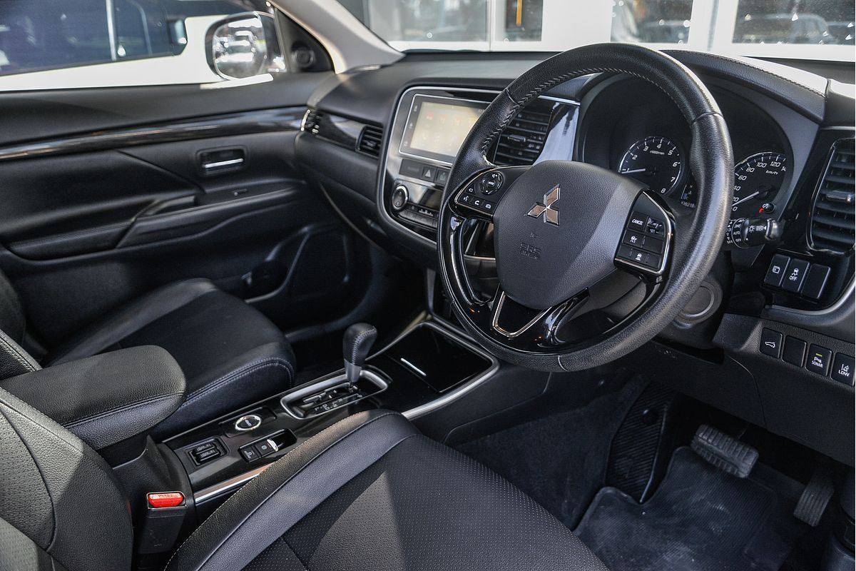 2018 Mitsubishi Outlander Exceed ZL
