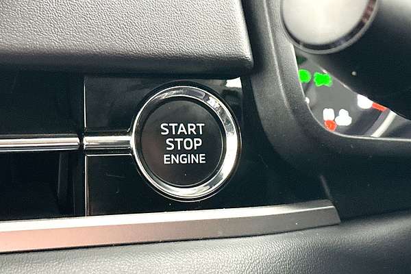 2024 Mitsubishi Outlander Black Edition ZM