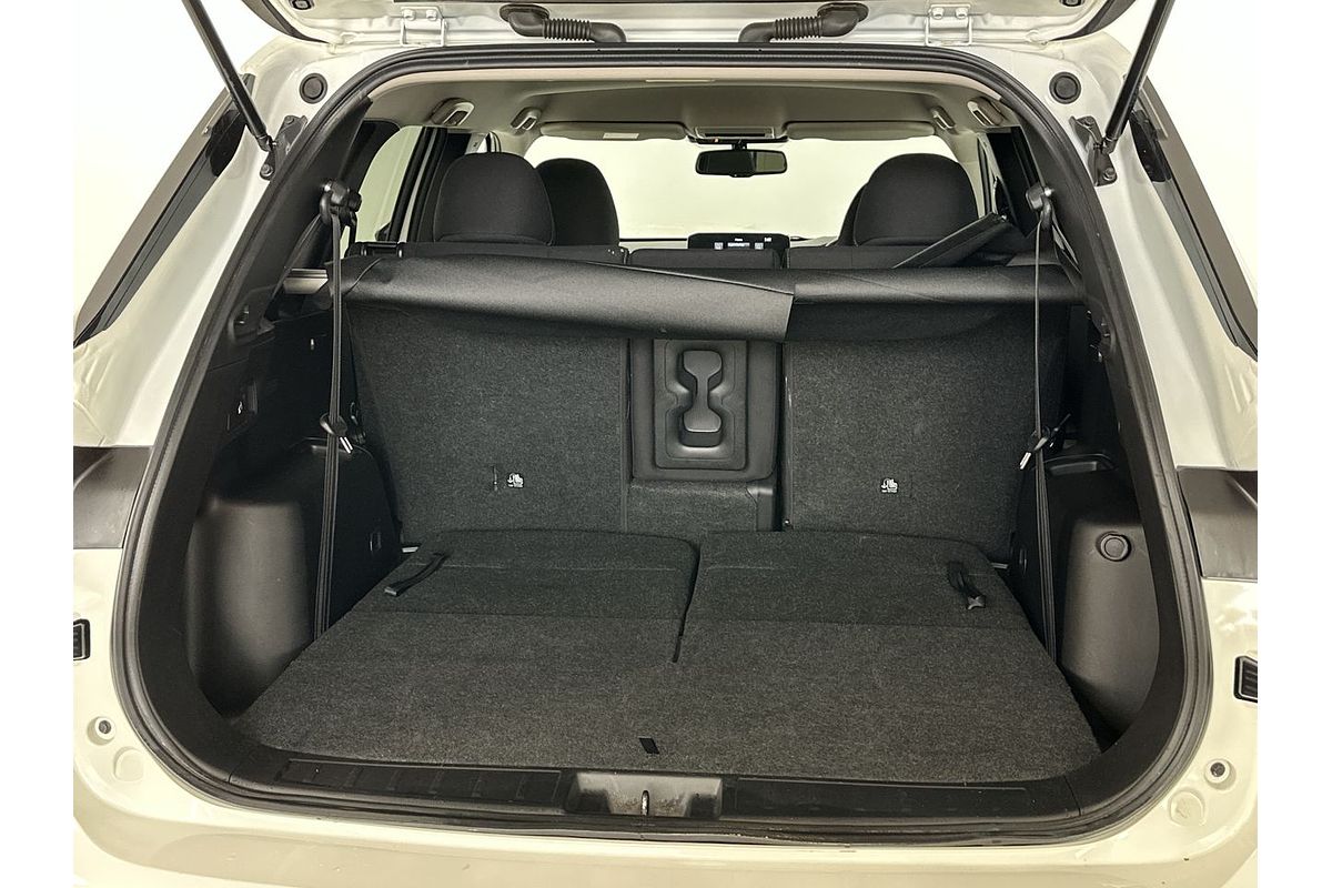 2024 Mitsubishi Outlander Black Edition ZM