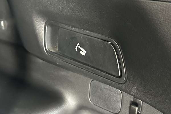 2024 Mitsubishi Outlander Black Edition ZM