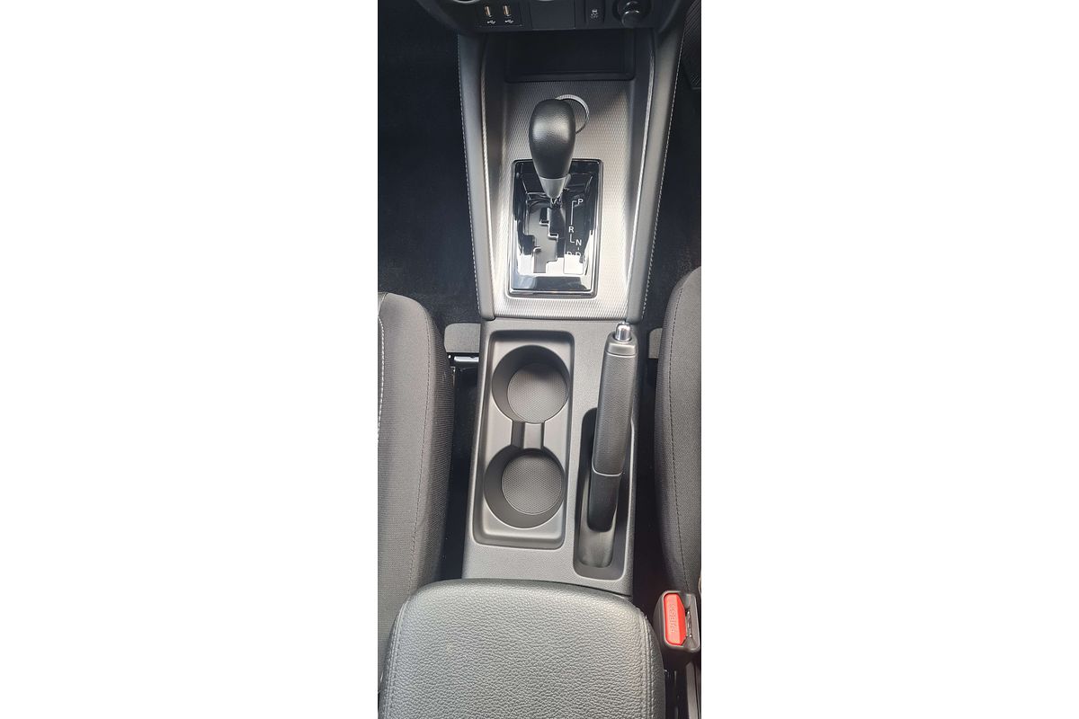 2025 Mitsubishi ASX ES XD