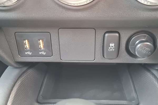 2025 Mitsubishi ASX ES XD