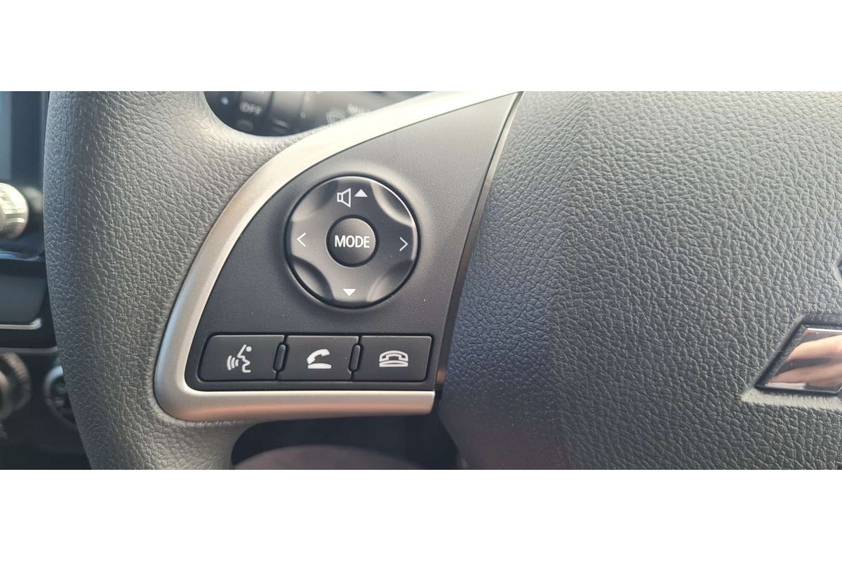 2025 Mitsubishi ASX ES XD