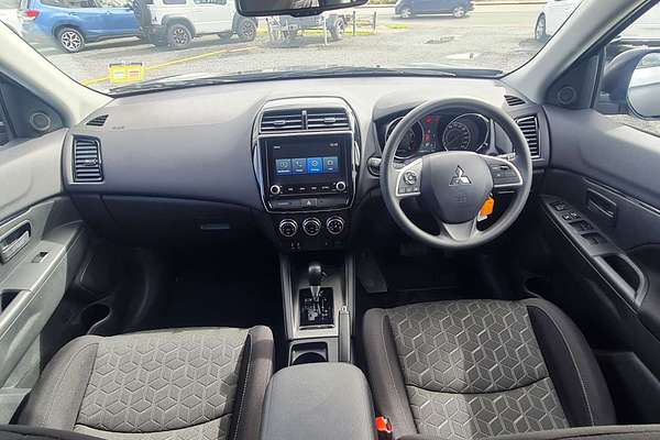 2025 Mitsubishi ASX ES XD