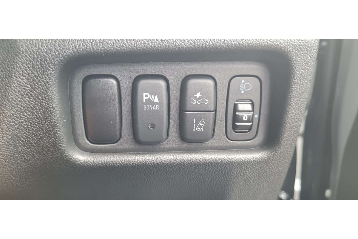 2025 Mitsubishi ASX ES XD