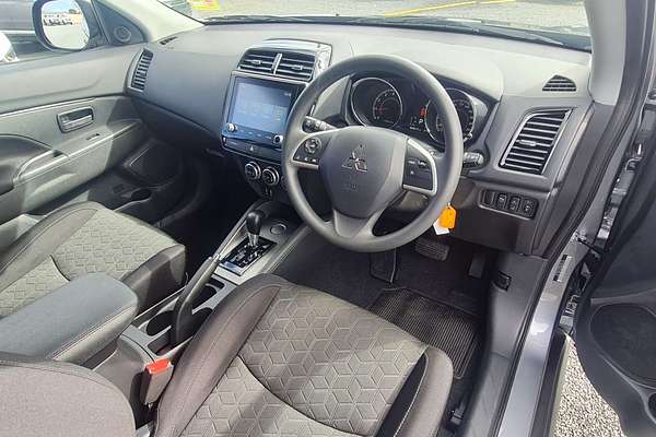 2025 Mitsubishi ASX ES XD