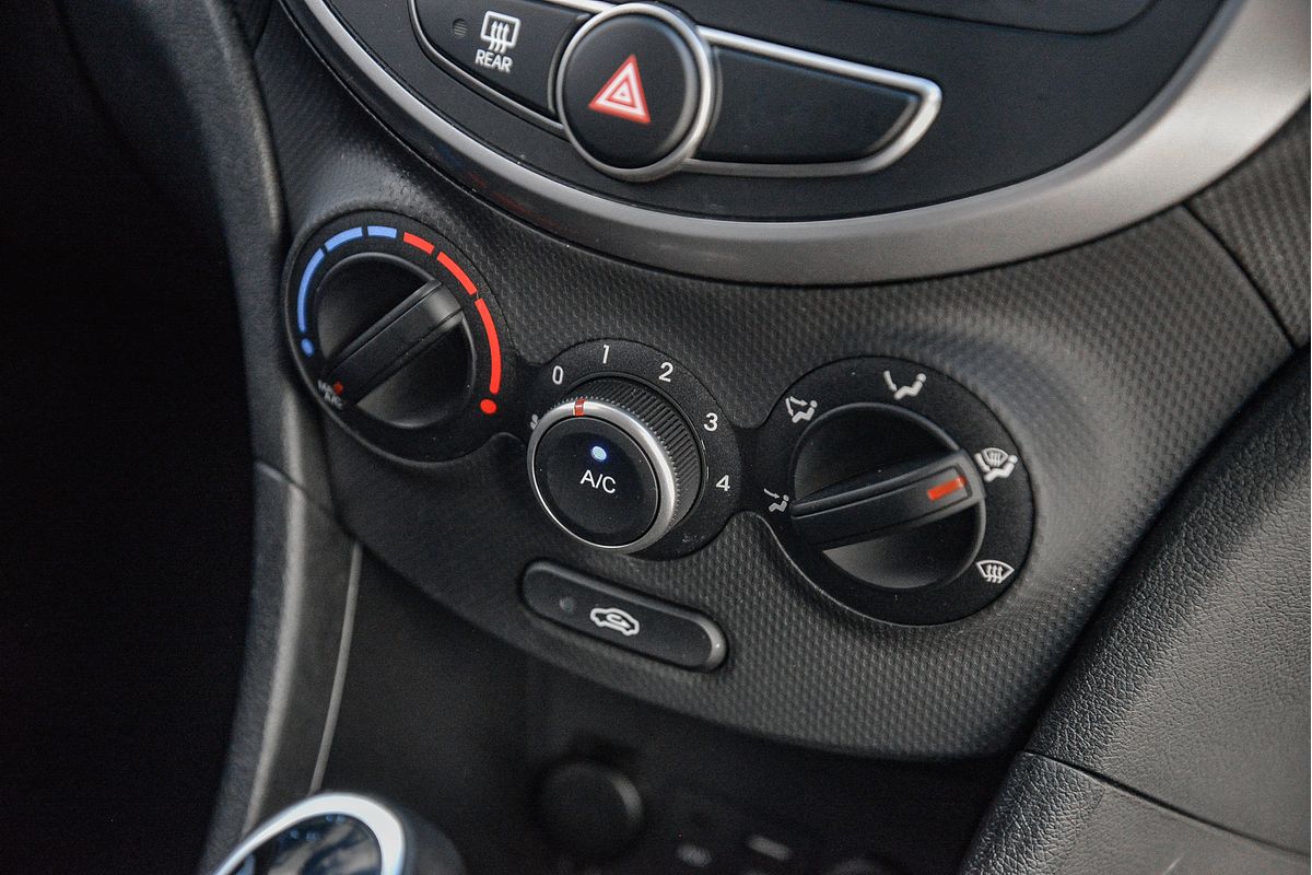 2018 Hyundai Accent Sport RB6