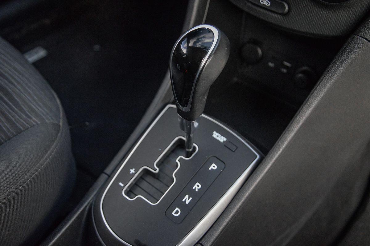 2018 Hyundai Accent Sport RB6