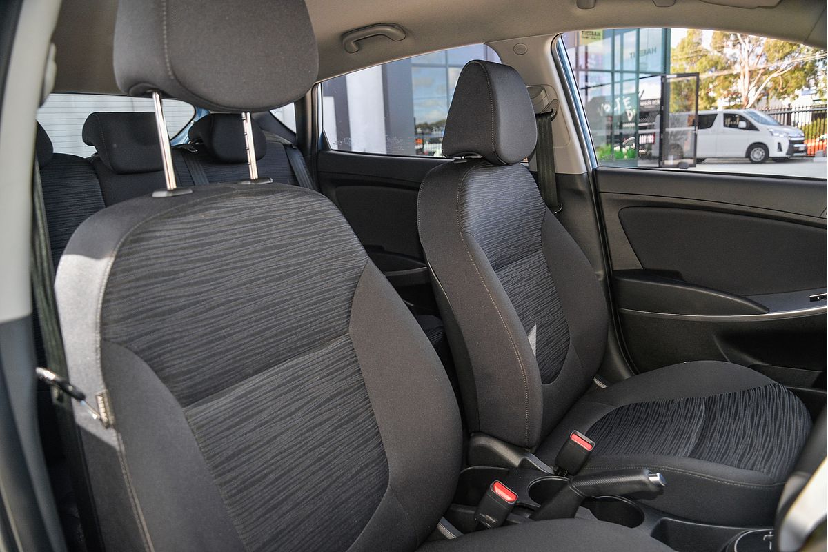 2018 Hyundai Accent Sport RB6