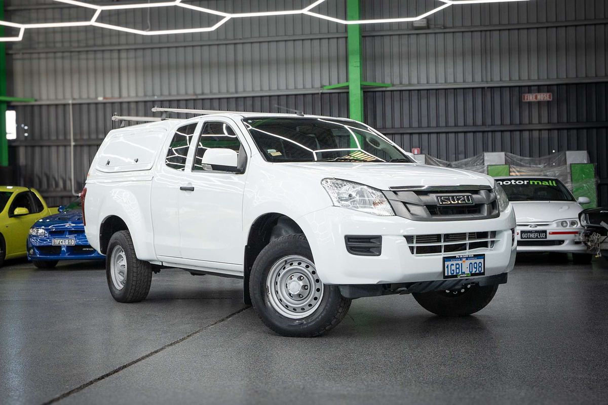 2016 Isuzu D-MAX SX High Ride Rear Wheel Drive
