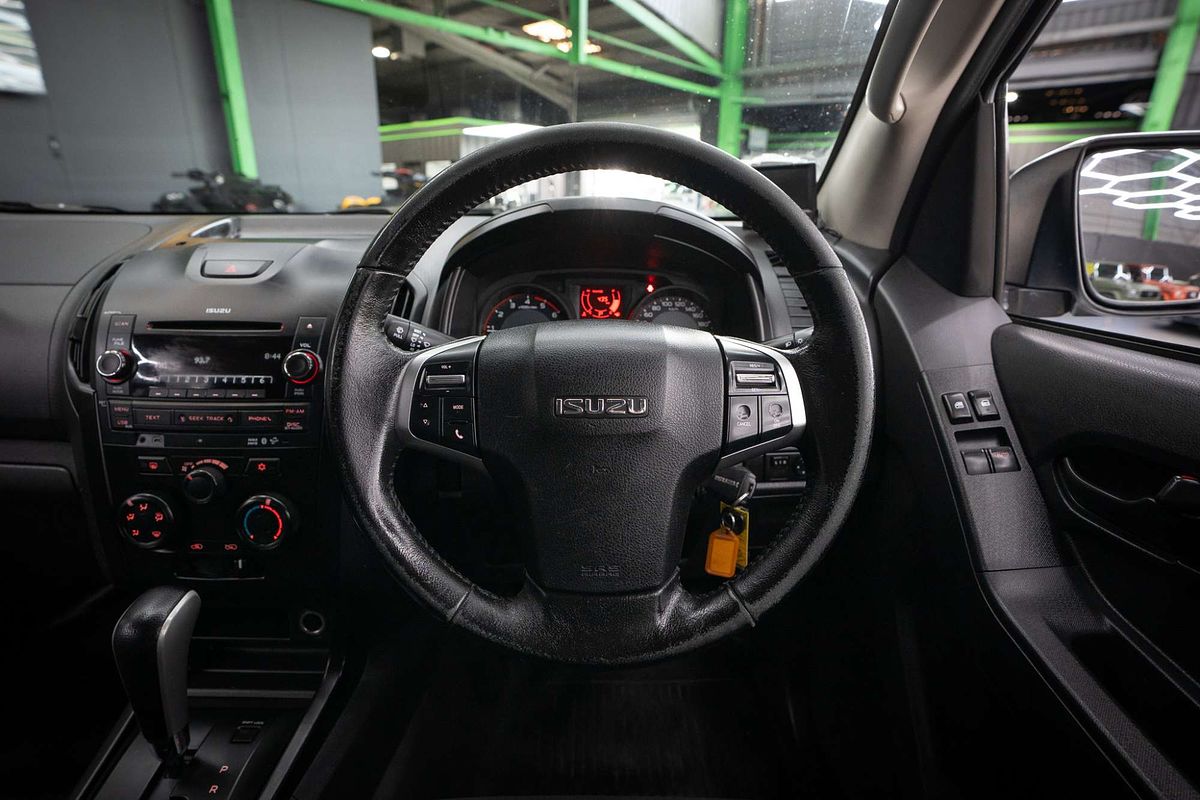 2016 Isuzu D-MAX SX High Ride Rear Wheel Drive