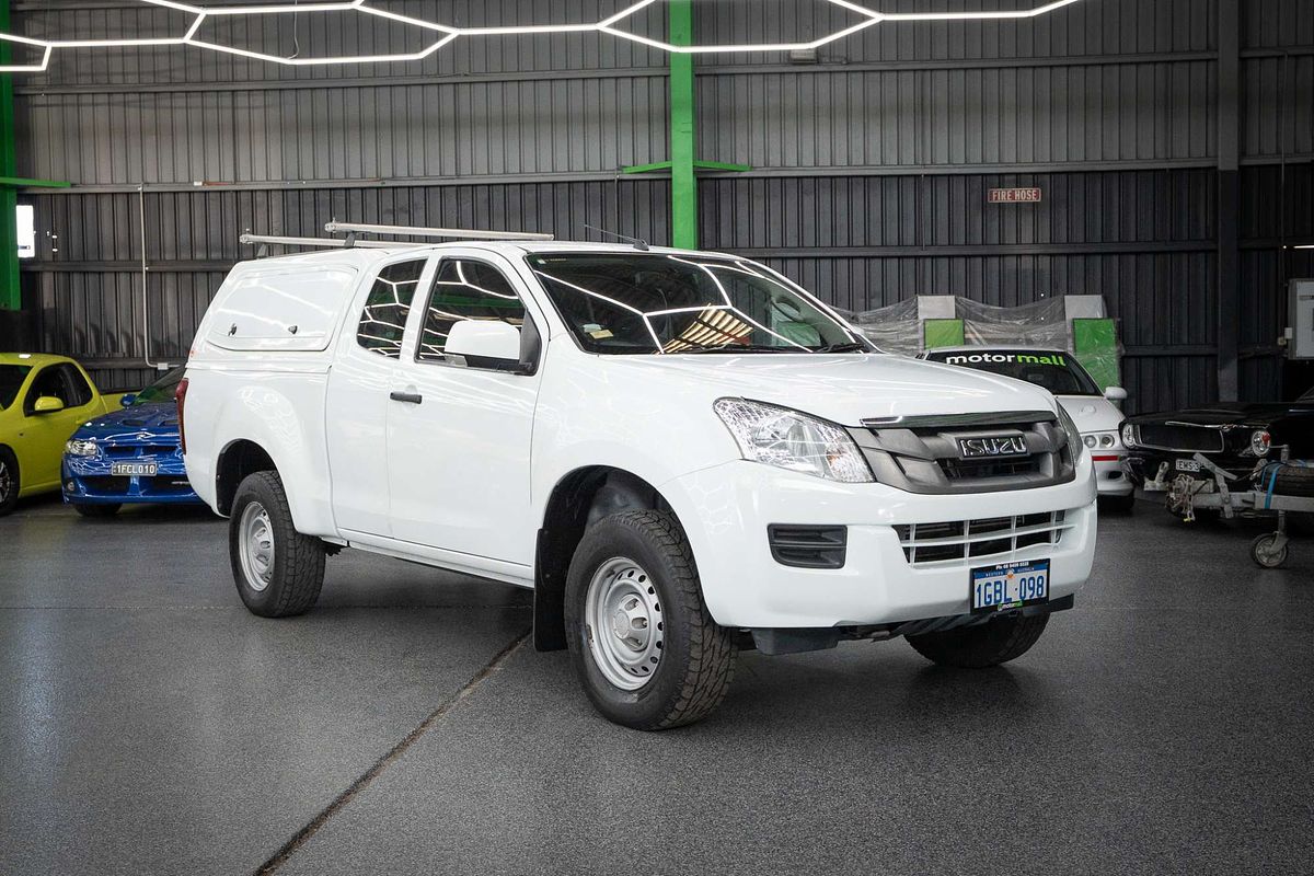 2016 Isuzu D-MAX SX High Ride Rear Wheel Drive