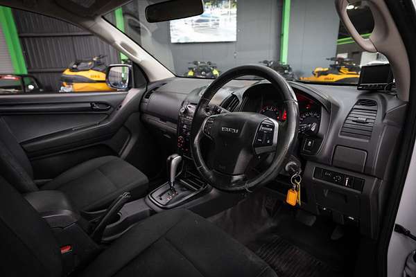 2016 Isuzu D-MAX SX High Ride Rear Wheel Drive