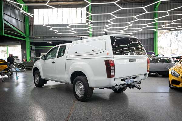 2016 Isuzu D-MAX SX High Ride Rear Wheel Drive