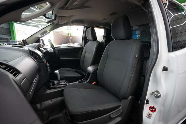 2016 Isuzu D-MAX SX High Ride Rear Wheel Drive
