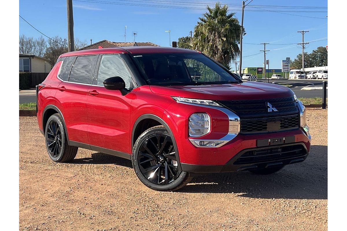 2024 Mitsubishi Outlander Black Edition ZM