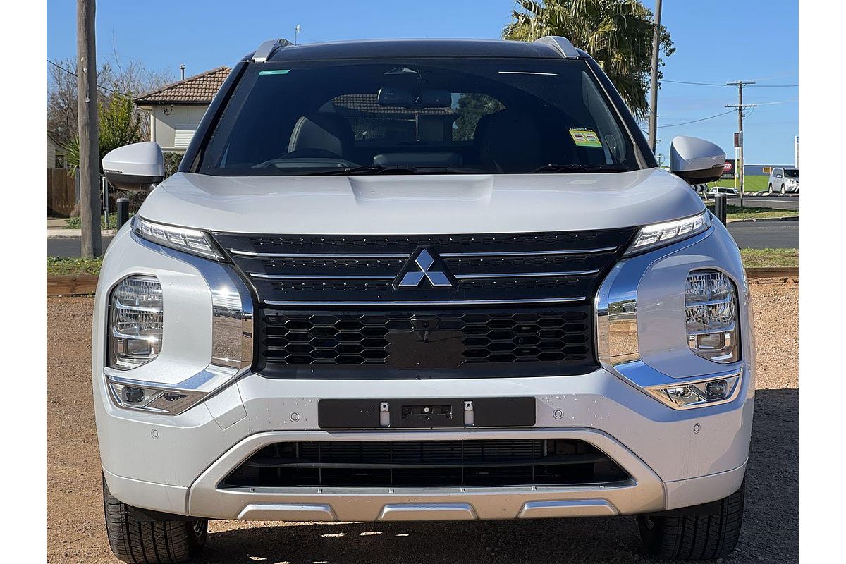 2024 Mitsubishi Outlander PHEV Exceed Tourer ZM