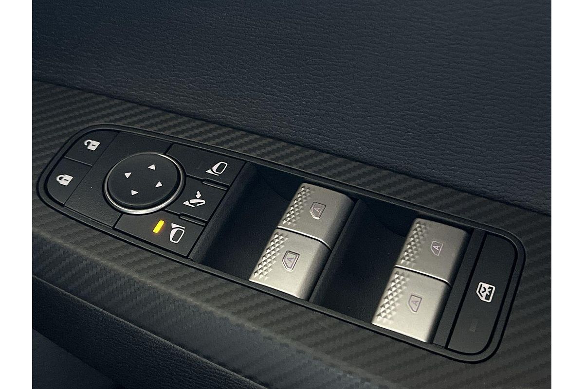 2024 Mitsubishi Outlander PHEV Exceed Tourer ZM