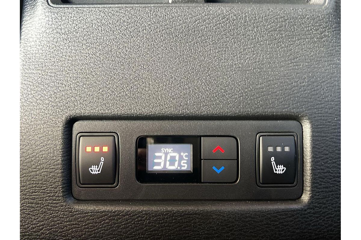 2024 Mitsubishi Outlander PHEV Exceed Tourer ZM