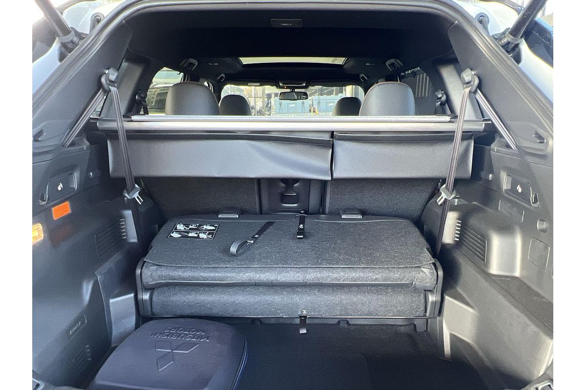 2024 Mitsubishi Outlander PHEV Exceed Tourer ZM