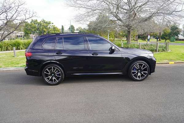 2020 BMW X7 xDrive30d G07