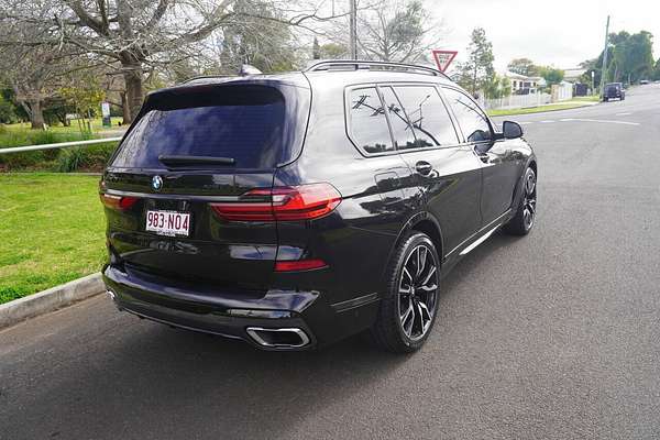 2020 BMW X7 xDrive30d G07