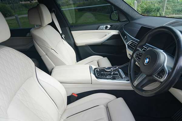 2020 BMW X7 xDrive30d G07