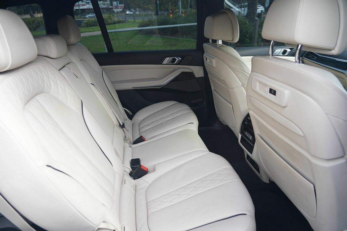 2020 BMW X7 xDrive30d G07