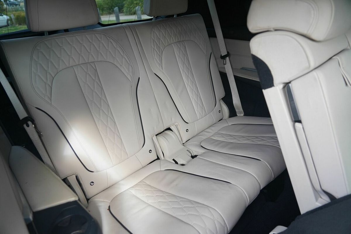 2020 BMW X7 xDrive30d G07