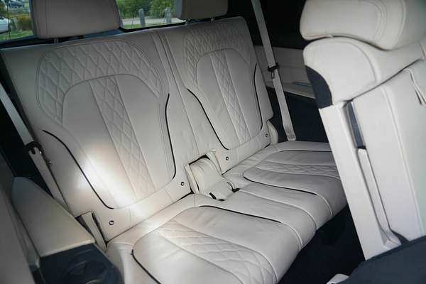 2020 BMW X7 xDrive30d G07