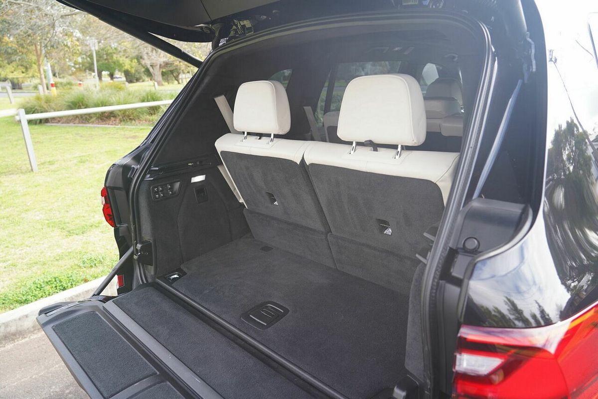 2020 BMW X7 xDrive30d G07