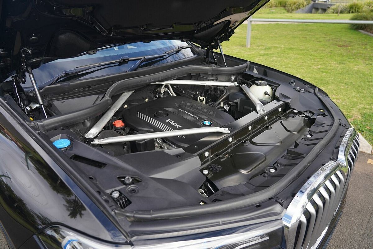 2020 BMW X7 xDrive30d G07