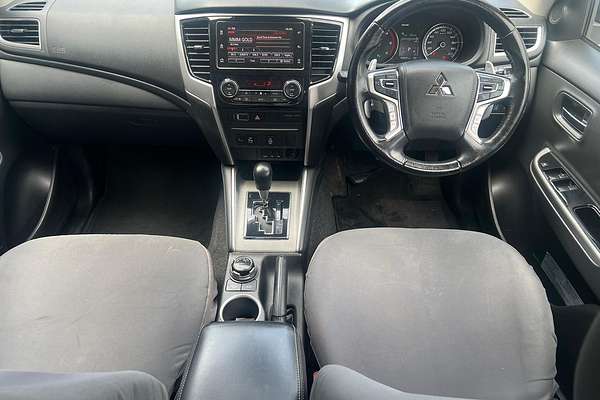 2020 Mitsubishi Triton GLS MR 4X4