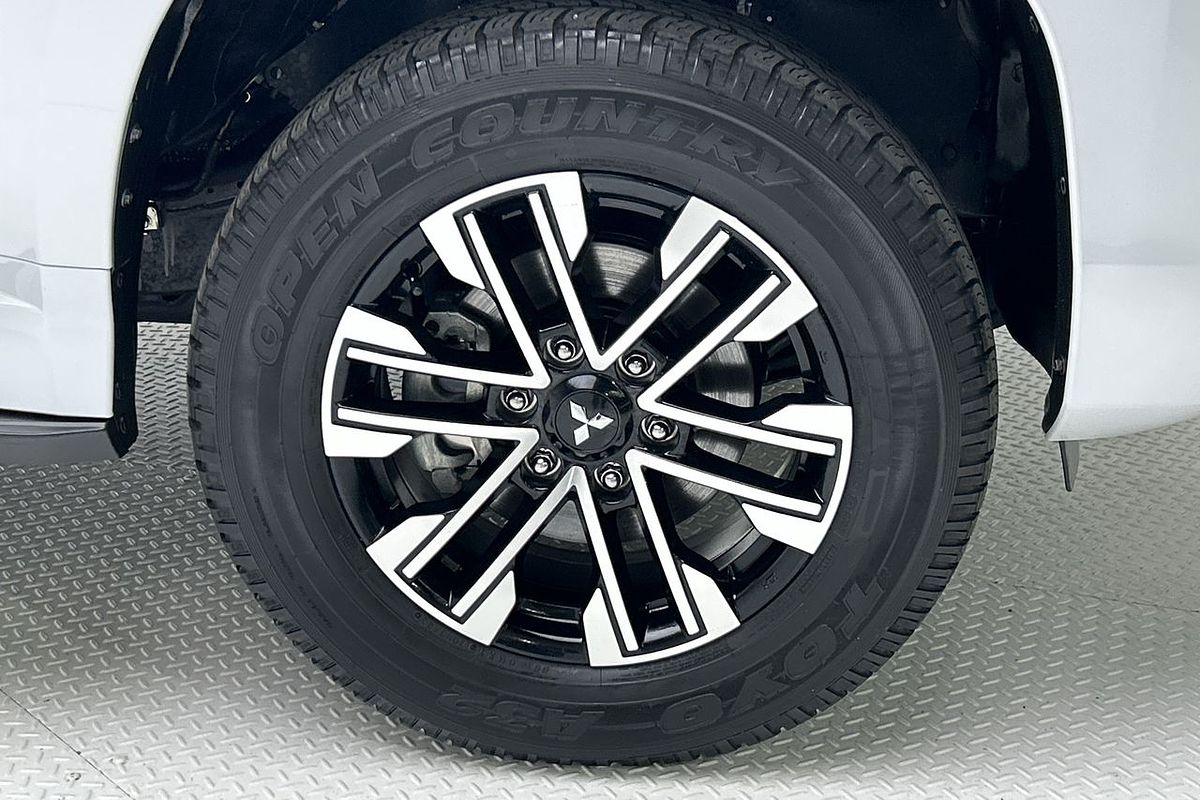 2023 Mitsubishi Pajero Sport GLS QF