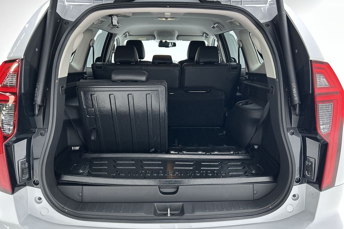 2023 Mitsubishi Pajero Sport GLS QF