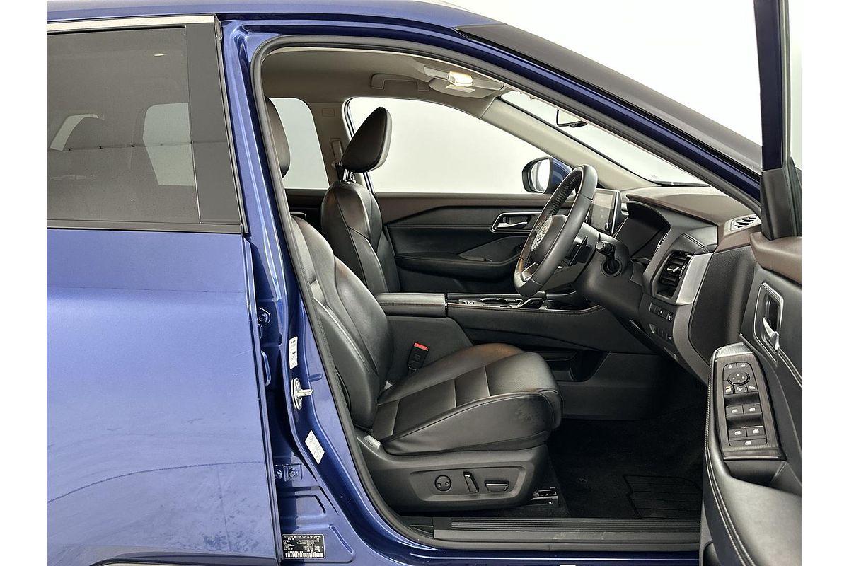 2024 Nissan X-TRAIL ST-L T33