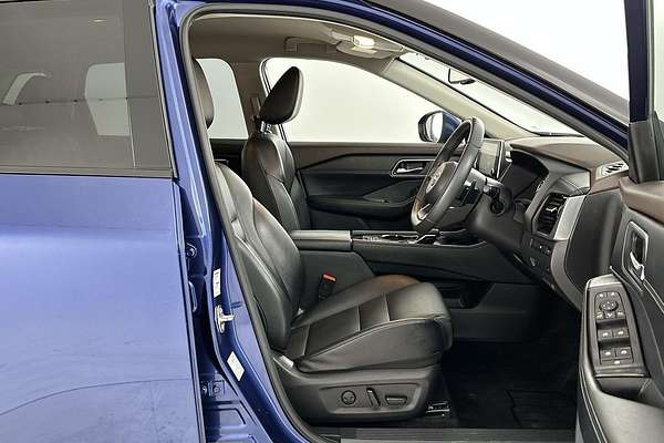 2024 Nissan X-TRAIL ST-L T33