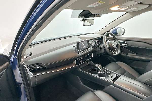 2024 Nissan X-TRAIL ST-L T33